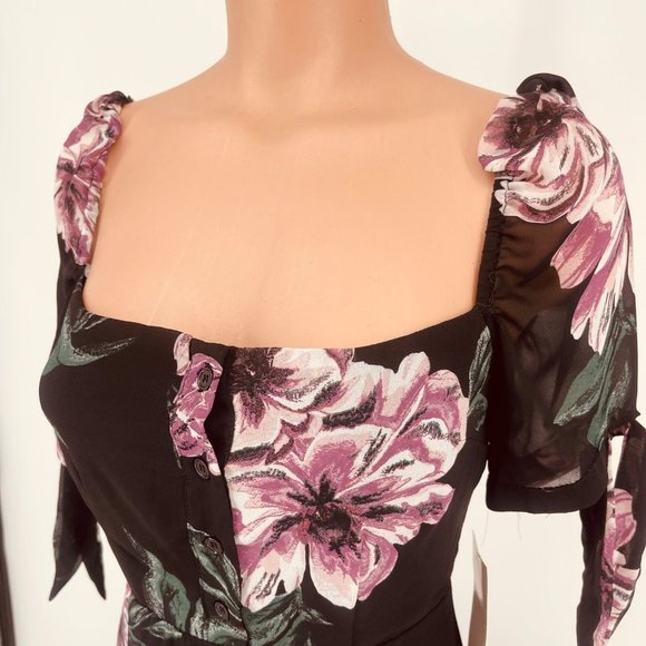 Tobi Feelin Floral Side Slit Midi Dress sz SP Black Square Neck Short Sleeve Tie - Picture 3 of 9